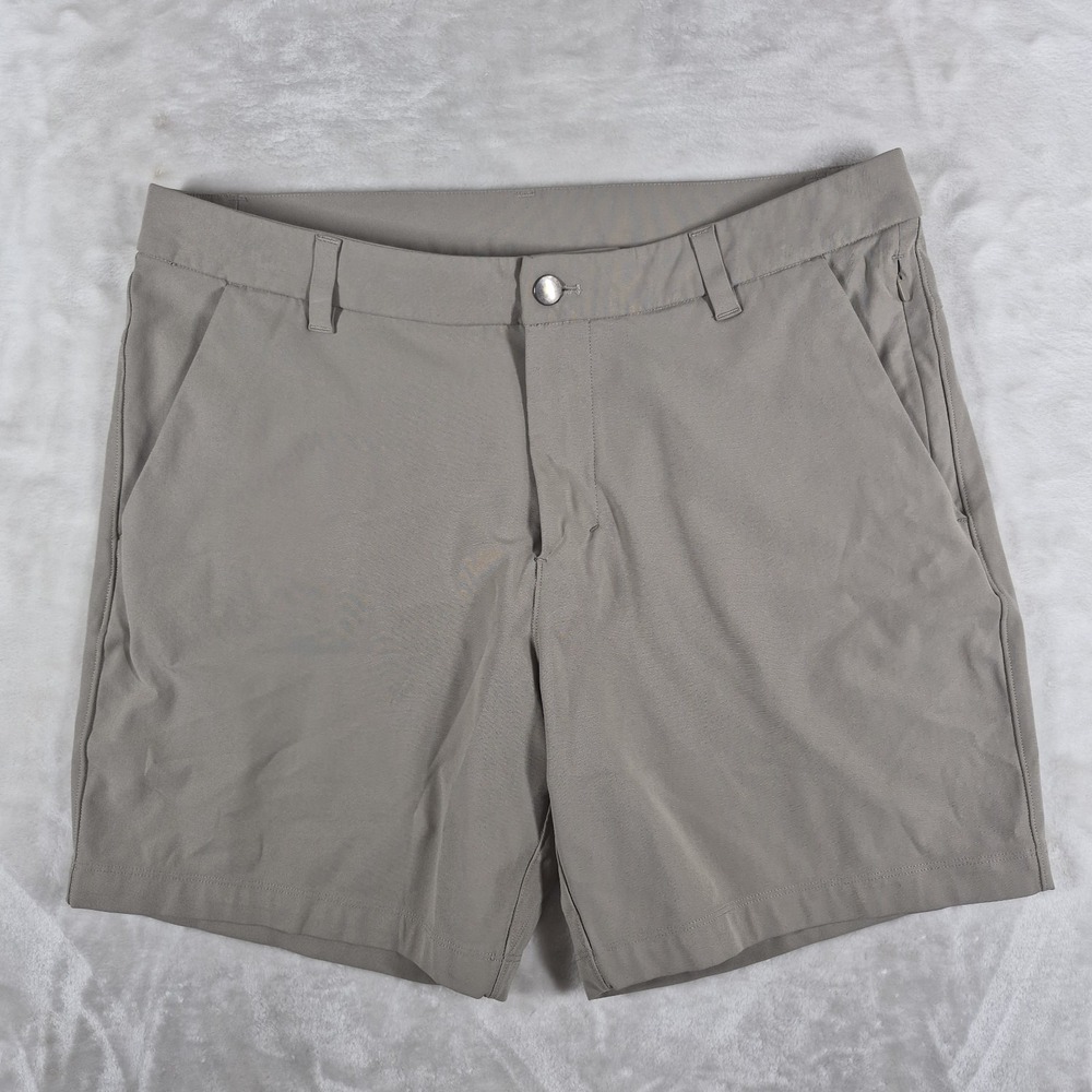 Lululemon Commission 7" Shorts Men's 34 Beige Casual Comfort Warpstreme LM7AFMS